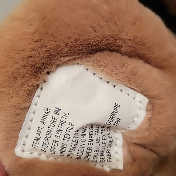 Aquatherm by Santana Canada Ahnah Snow Boots. Size 9. Width: M. - Picture 5 of 8